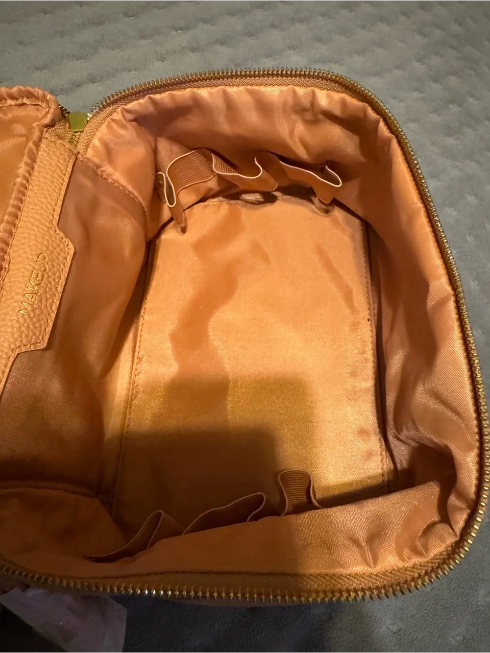 NEW Luxe Rose Textured Leather Double-Zip Cosmetic Case - Picture 9 of 13